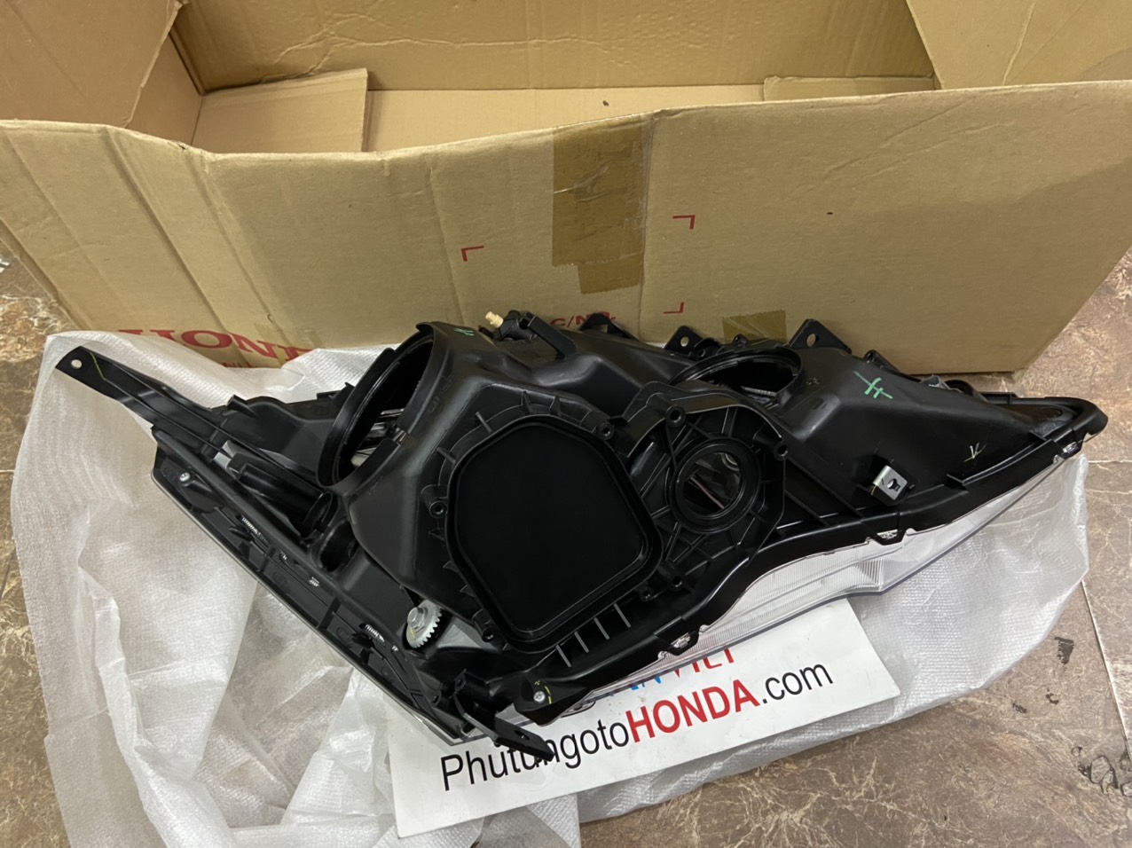 Đèn Pha bên lái xe Honda CRV 2009-2011